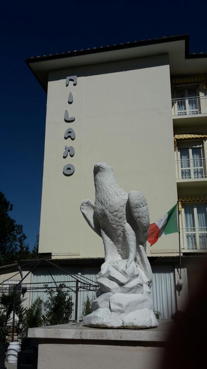 Hotel Milano Marina di Pietrasanta Esterno foto