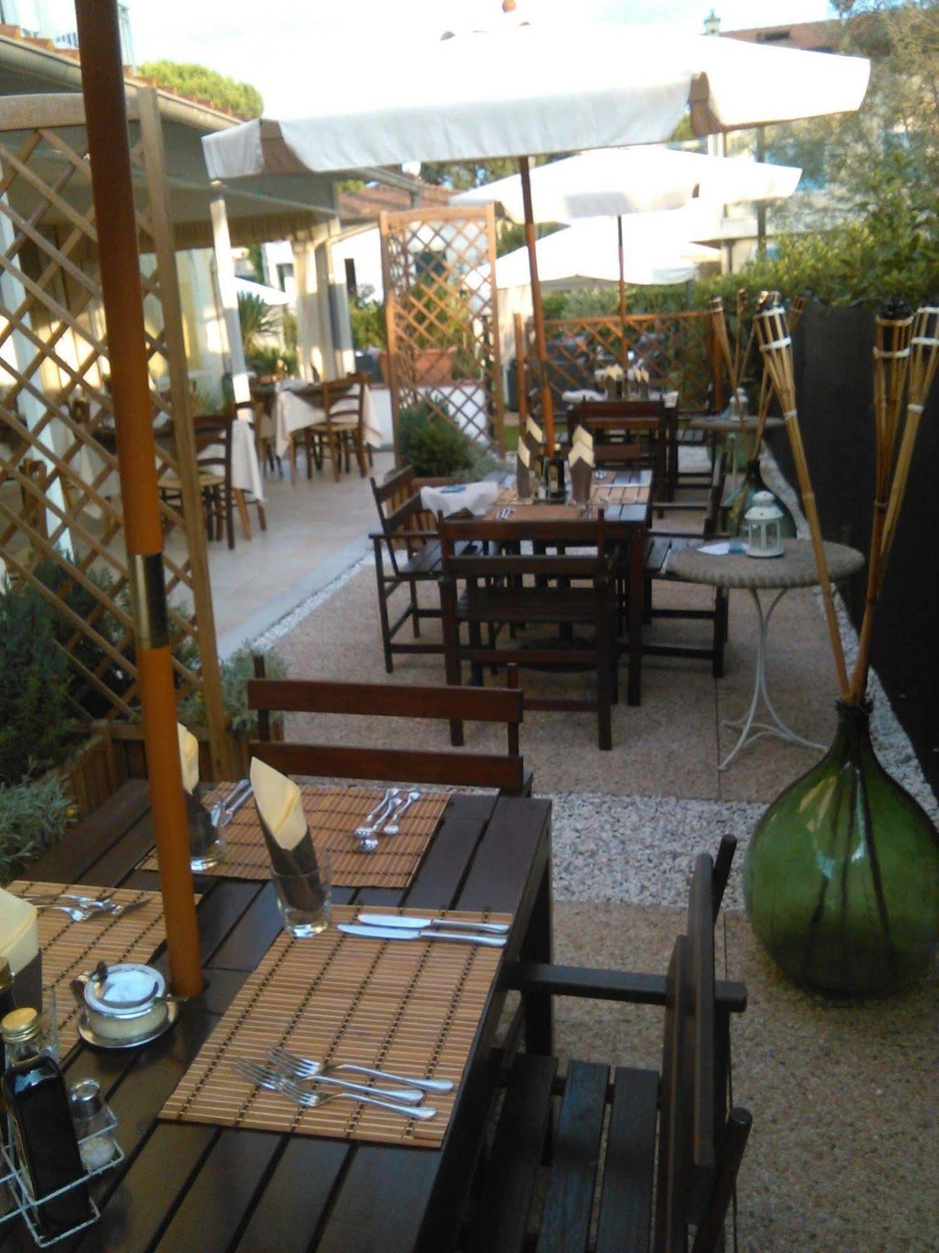 Hotel Milano Marina di Pietrasanta Esterno foto