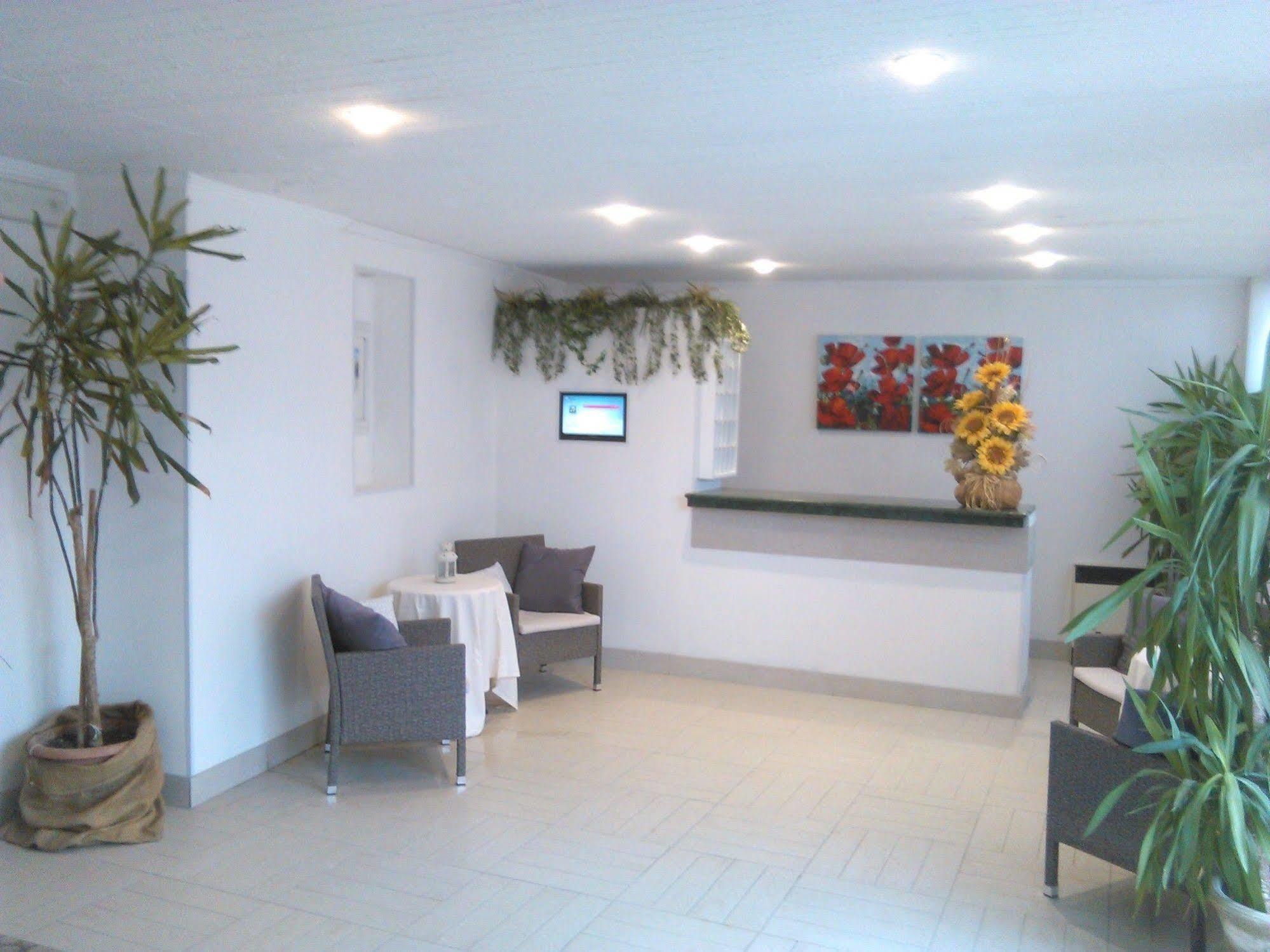 Hotel Milano Marina di Pietrasanta Esterno foto